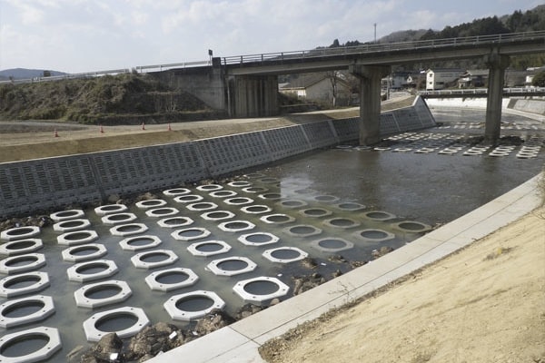 オーネスト(魚巣根固ブロック)